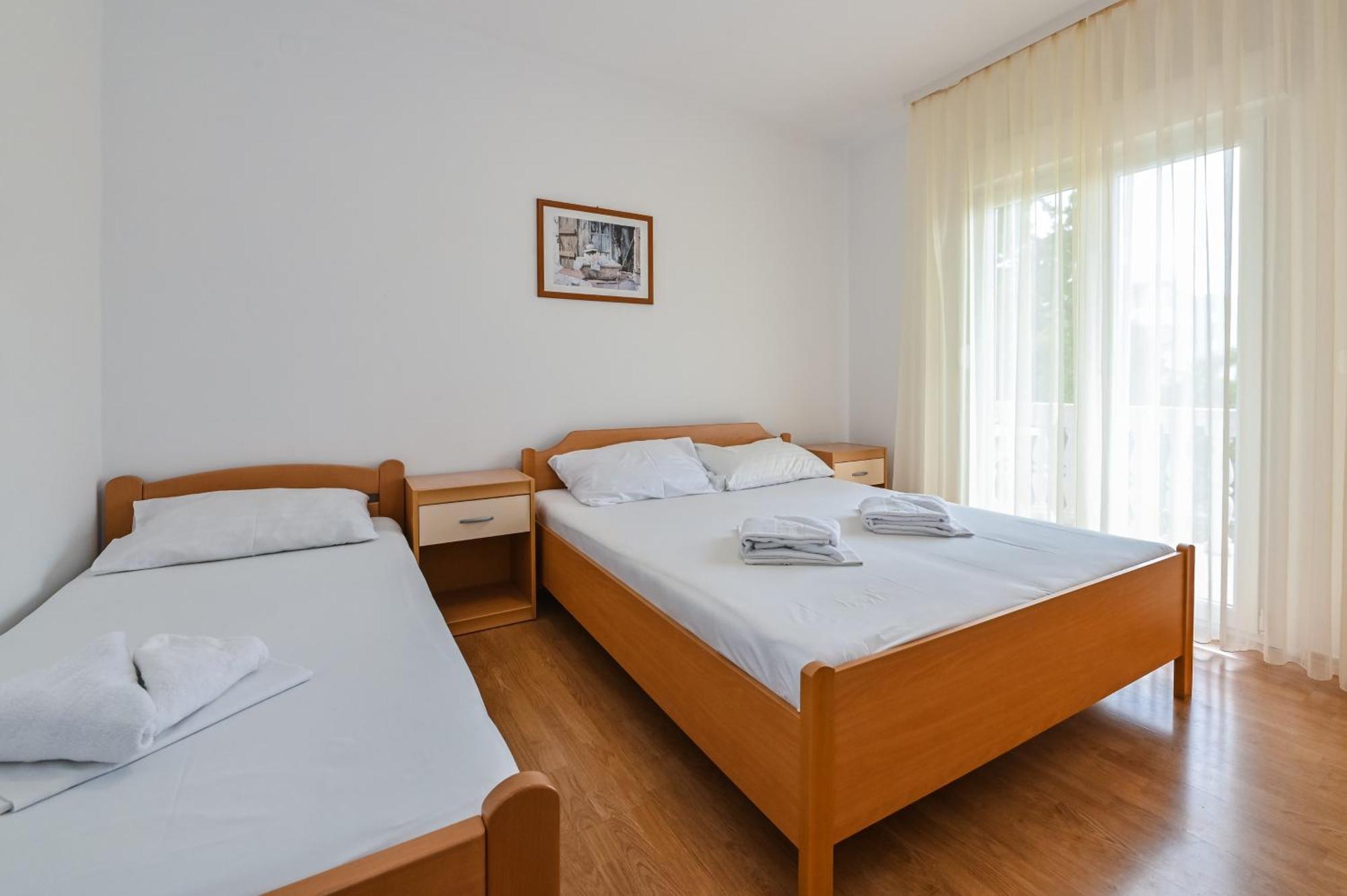 Seagull Pool Apartments & Studios Novalja Rom bilde