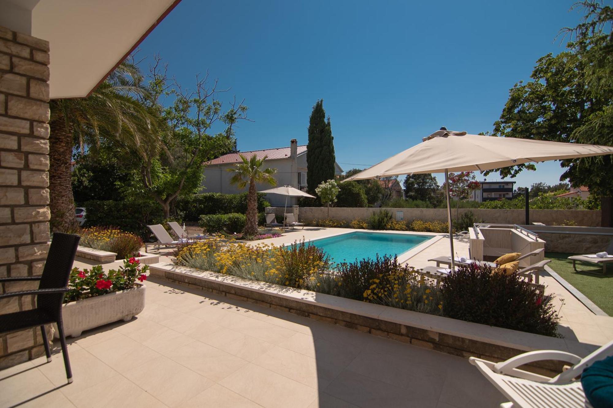Seagull Pool Apartments & Studios Novalja Rom bilde